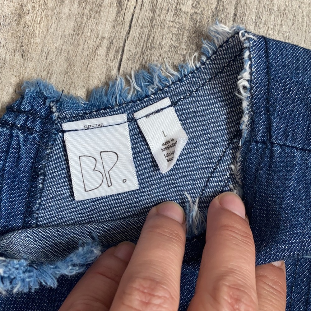 BP denim razor back size large top.  Zipper on back - Picture 4 of 5